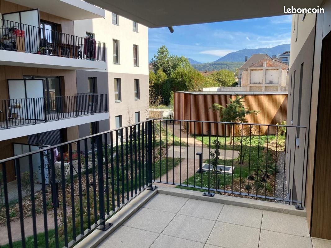 Appartement 2 pièces 43 m² · à Thonon-les-Bains · 43 m² · 990 €/mois