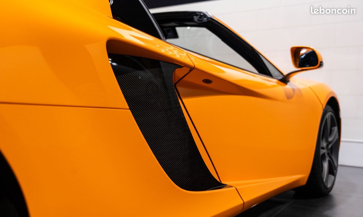 MCLAREN MP4-12C Spider V8 3.8 625 - FRANCAISE / Lift / Echapp. Sport / Carbone / Cuir étendu / Meridian / 1535EMOIS (image 8)
