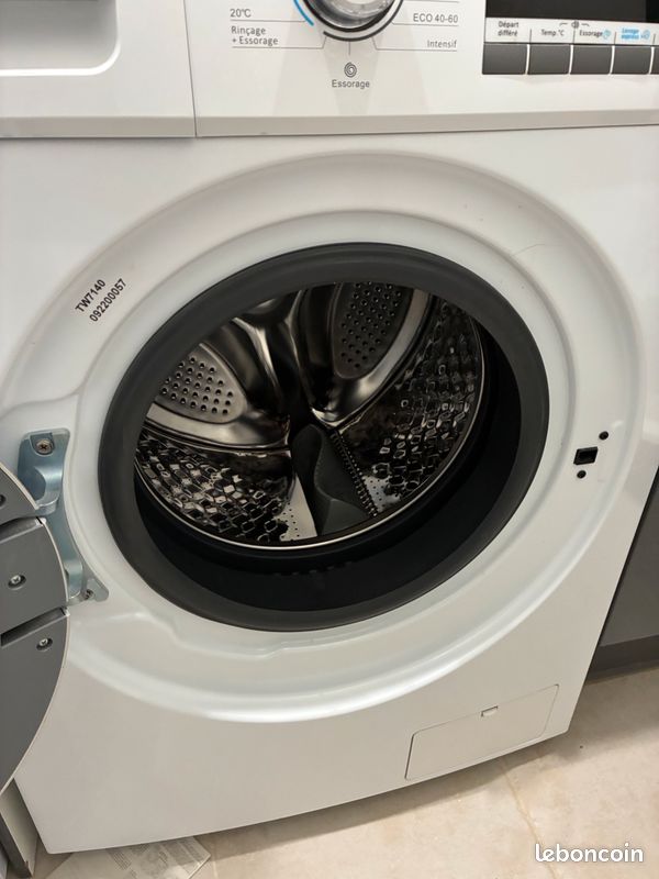 Lave-linge Thomson 7 kg - 1400 tr/min - A+++ - très peu utilisé (image 2)