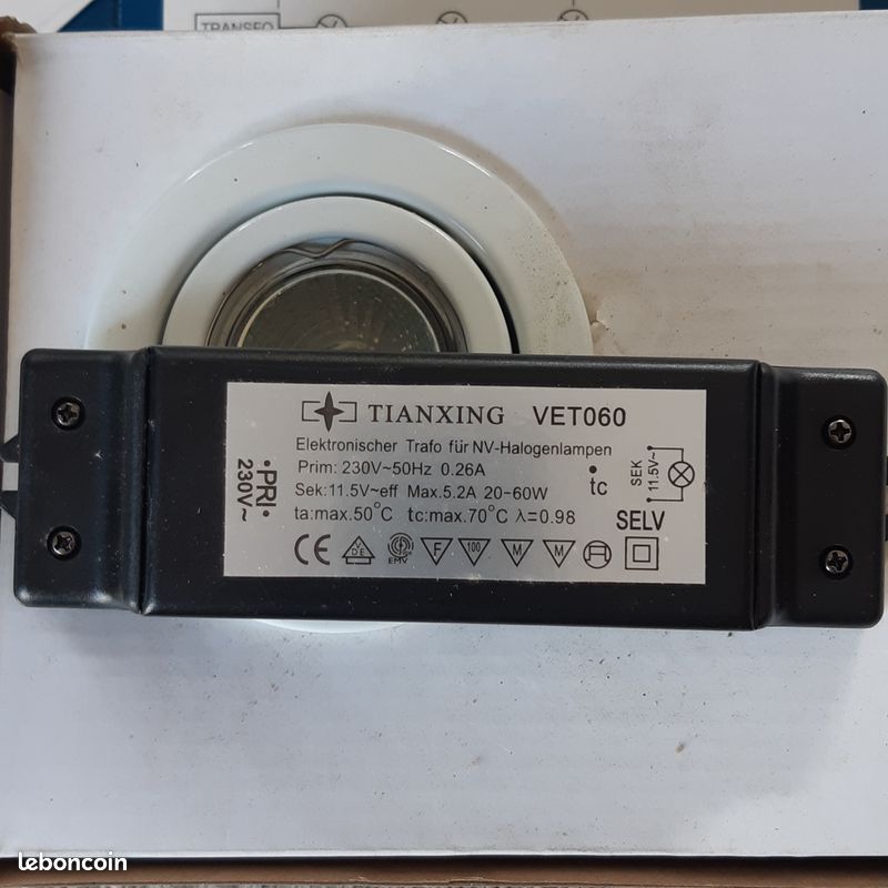 Spots à encastrer avec transfo et câblage - 3 unités de 20 watts - Neufs (image 3)