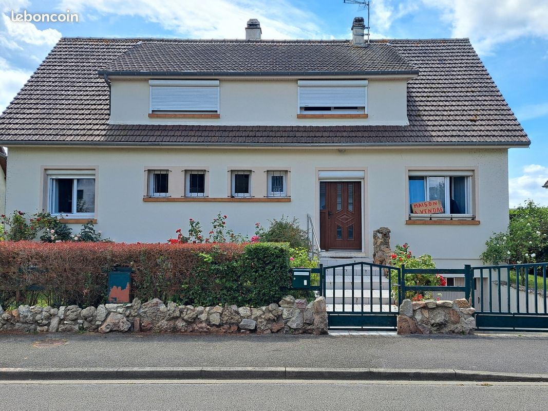 Maison 5 pièces 131 m² · à Tillé · 131 m² · 280 000 €