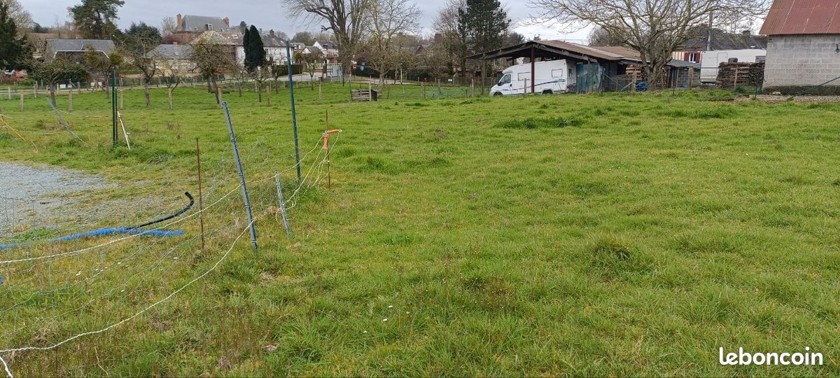 Terrain à bâtir · à Vatteville-la-Rue · 44 900 €