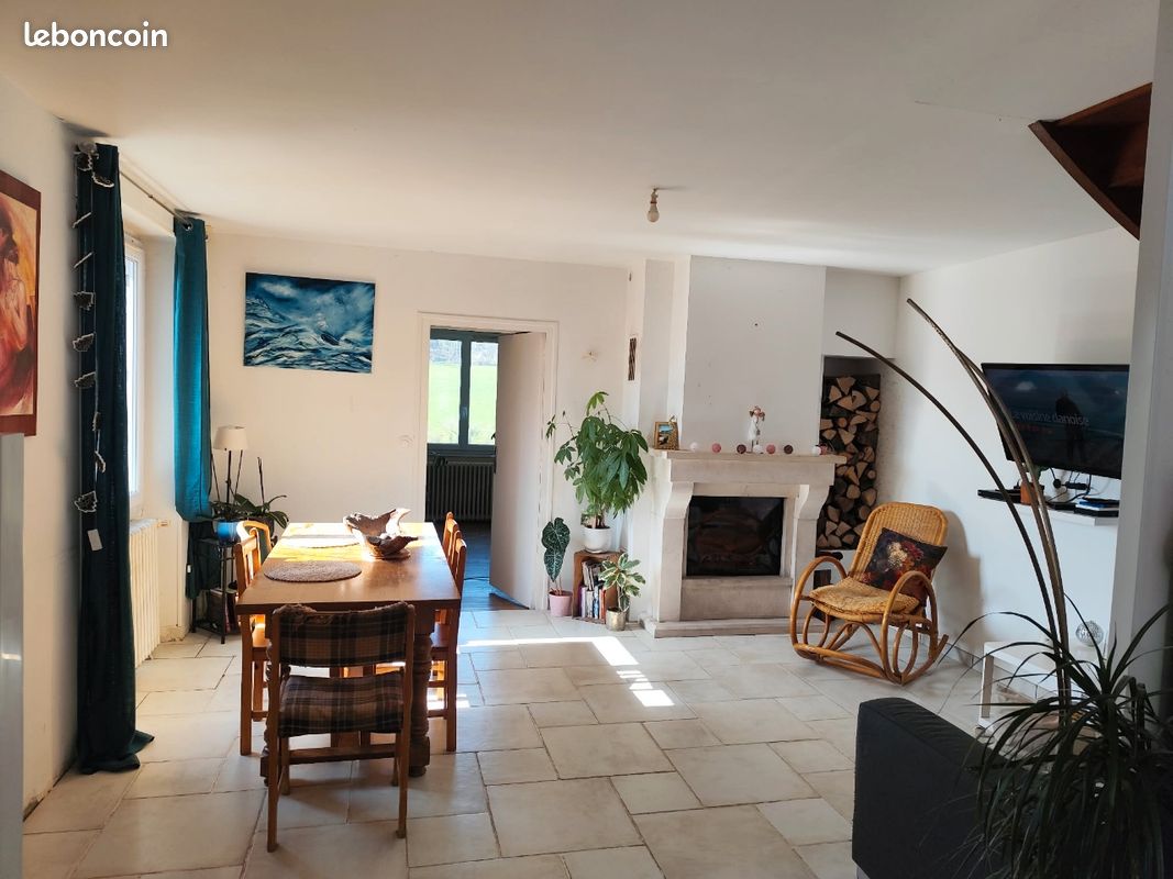 Maison 4 pièces 95 m² · à Saint-Mesmin · 95 m² · 160 000 €