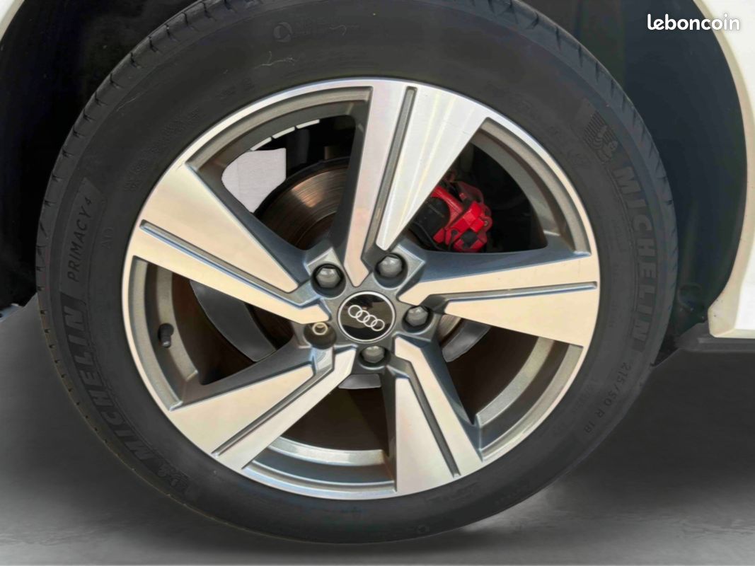AUDI Q2 35 TFSI 150 S tronic 7 S line (image 18)