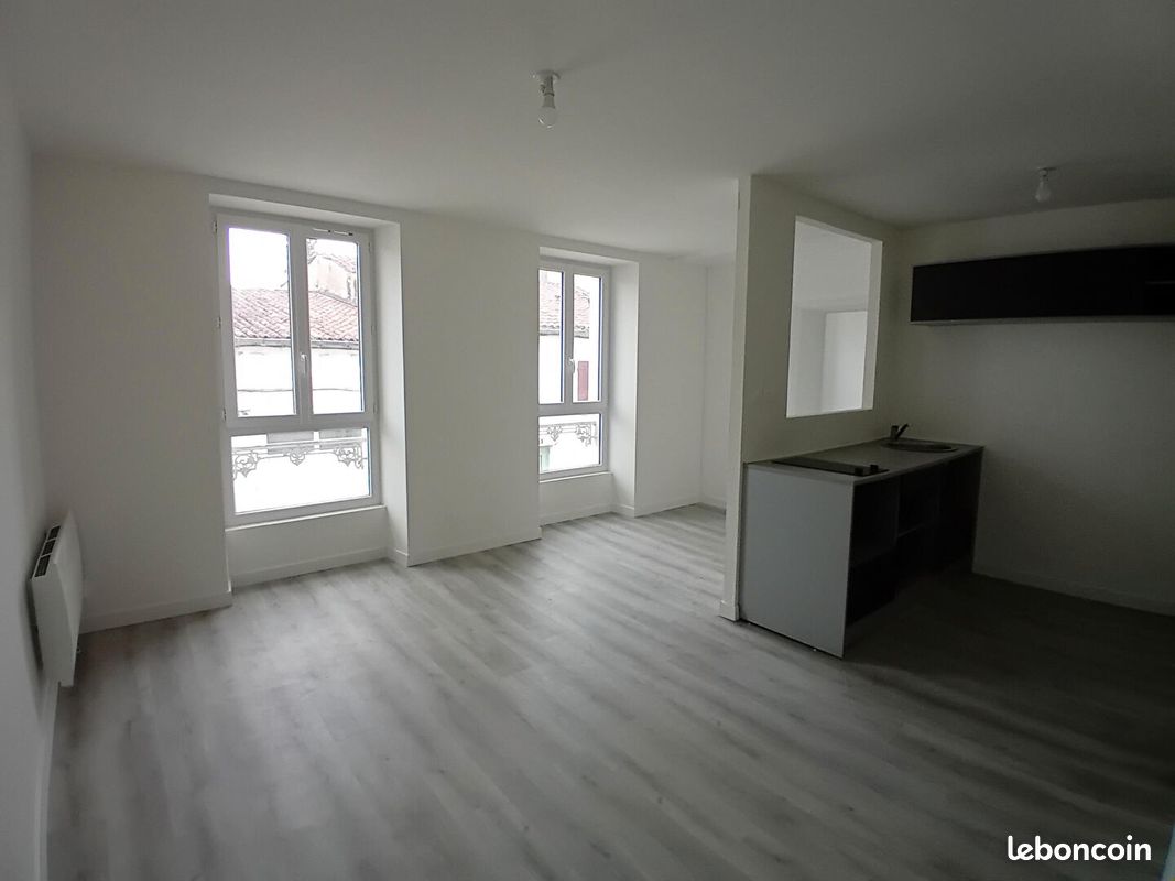 Appartement 3 pièces 61 m² · à Saint-Jean-d'Angély · 61 m² · 550 €/mois