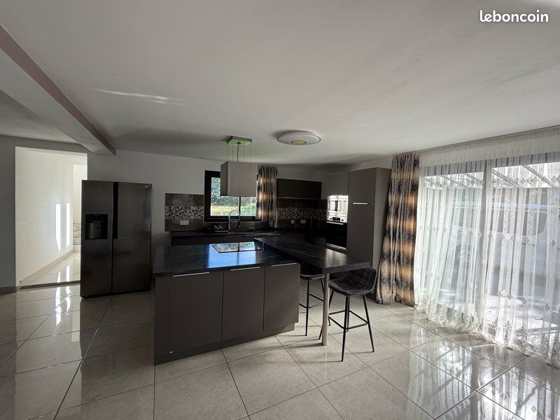 Maison a louer lannion - 5 pièce(s) - 174 m2 - Surfyn