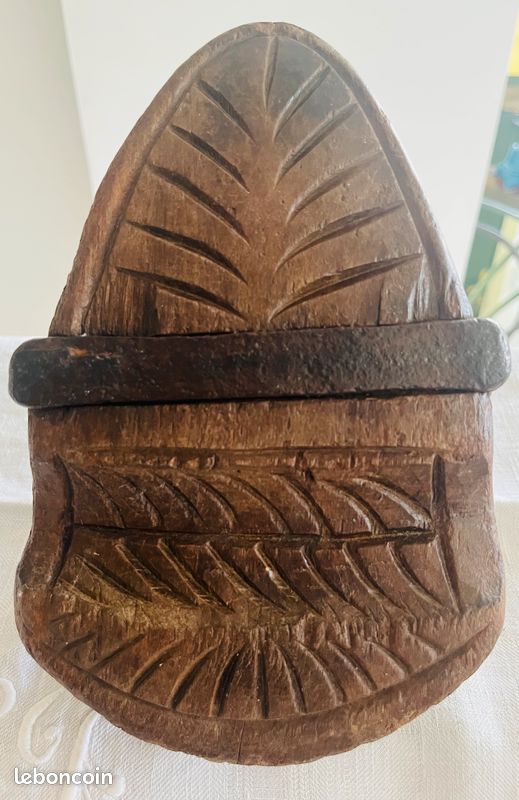RARE ANCIEN ÉTRIER Cheval Bois Sculpté XIXe XXe TIBET CHILI bois et fer