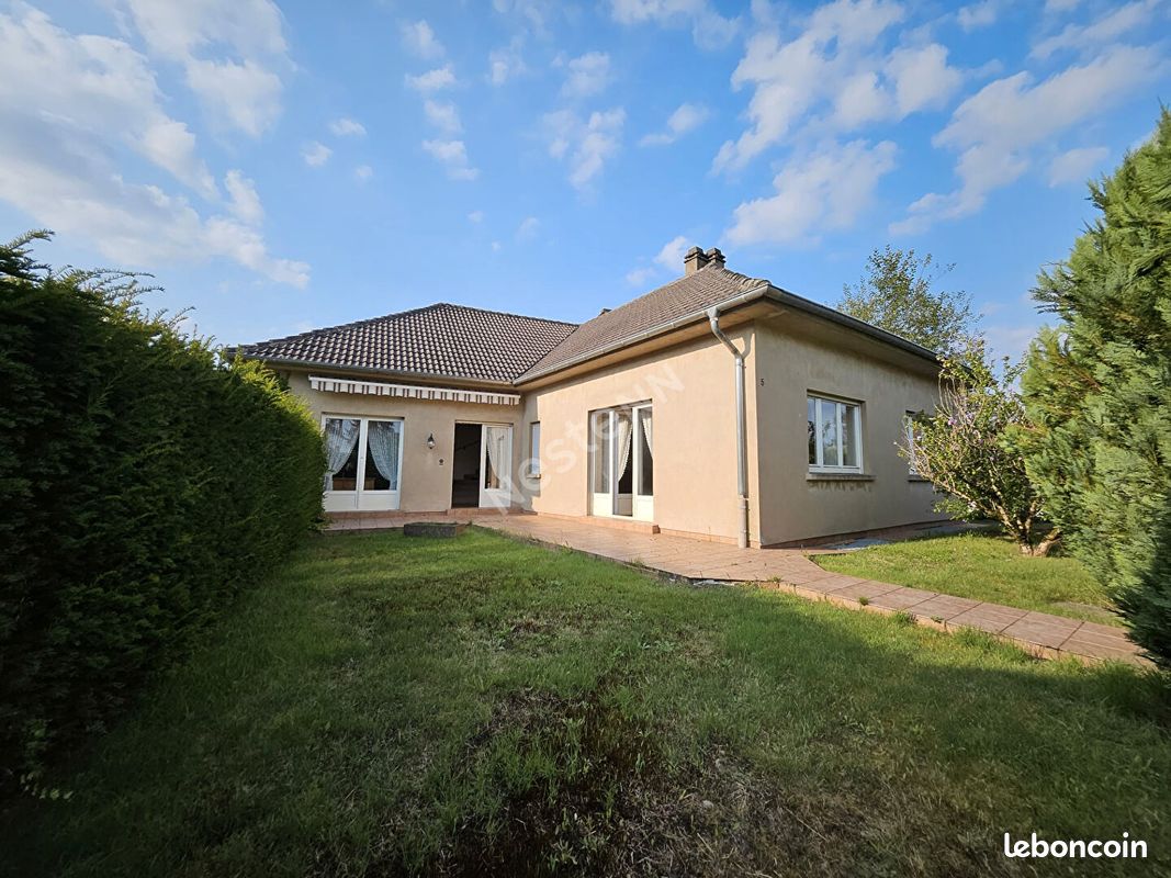 Maison 8 pièces 177 m² · à Creutzwald · 177 m² · 209 000 €