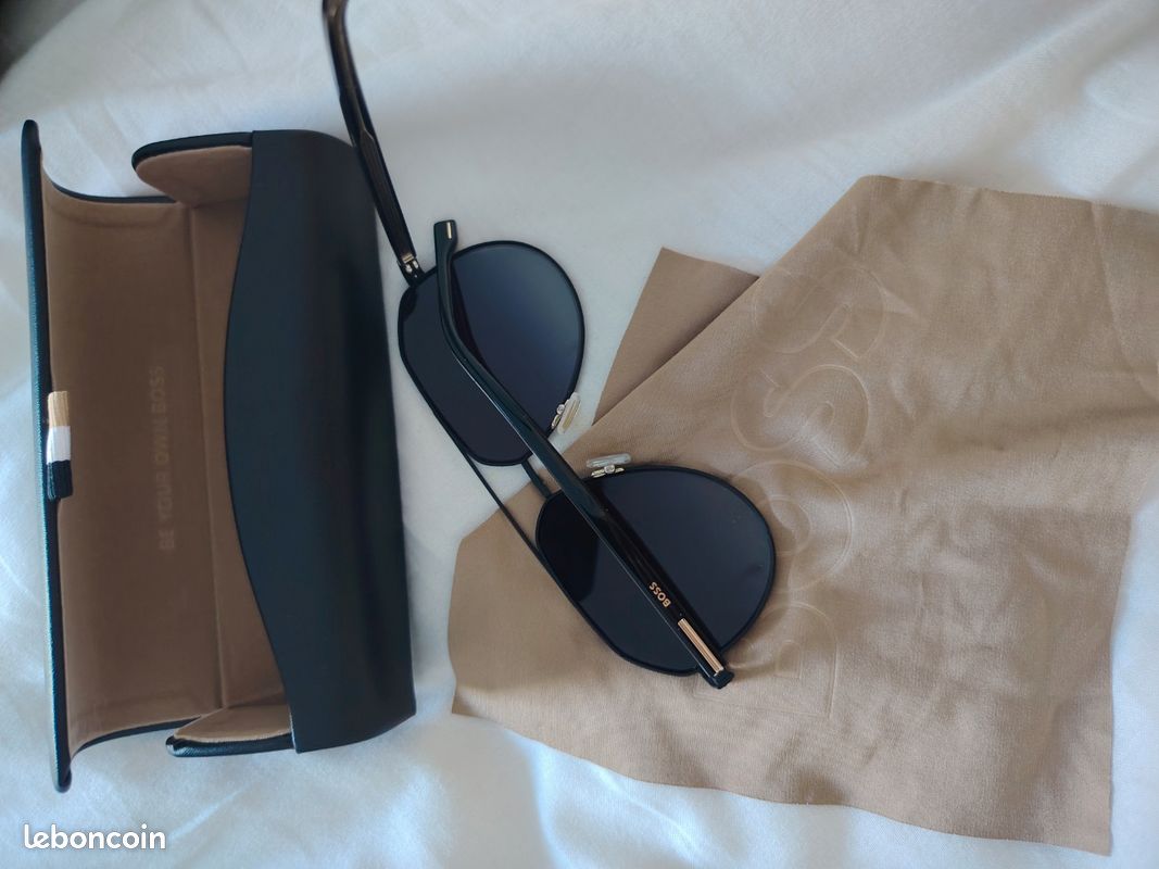 Superbe paire de lunettes Boss (image 2)