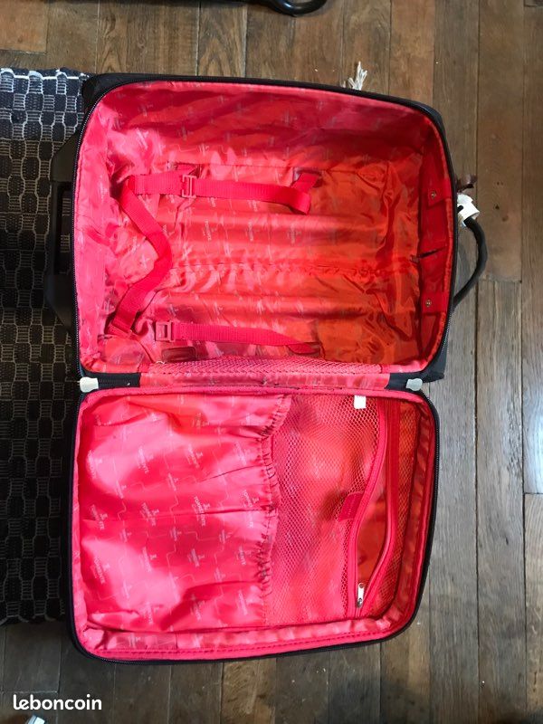 Valise cabine en très bon état (image 3)