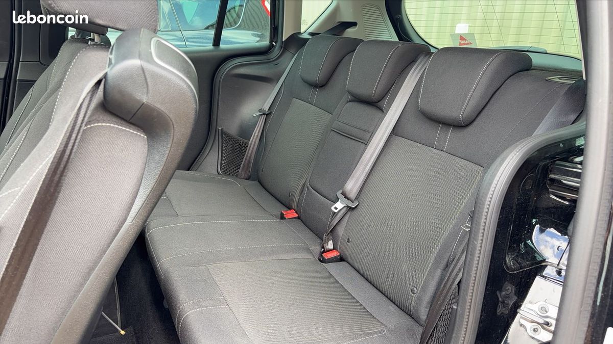 Ford B-Max 1.6 TiVCT 105 PowerShift Titanium (image 9)