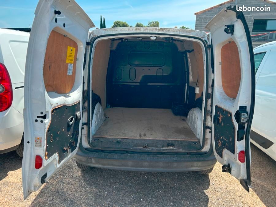 Renault Kangoo II FOURGON 3 places 1.5 DCI 75 Grand Confort SANS AdBlue (image 8)