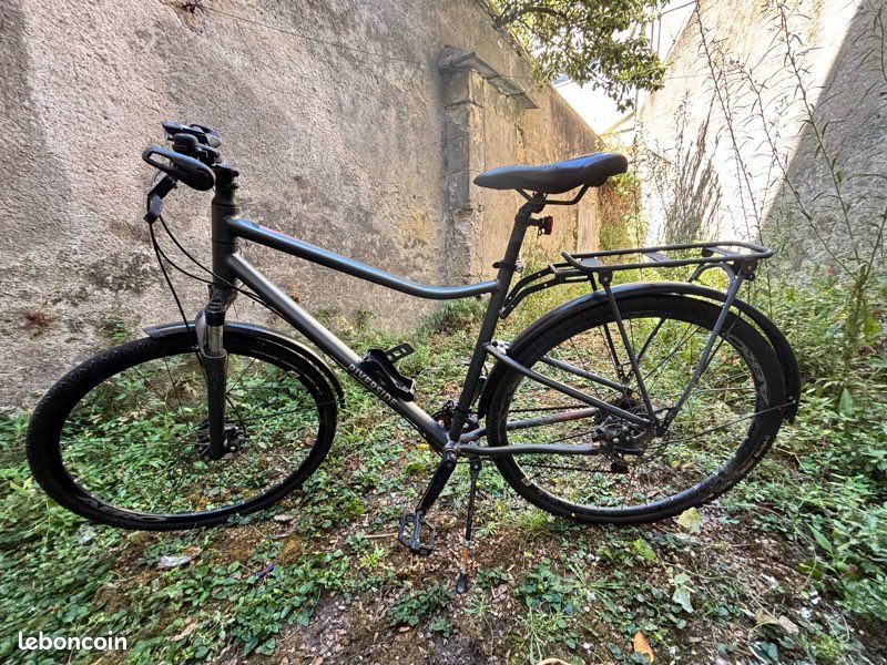 Vélo avec compteur de km/h et lumière (image 1)