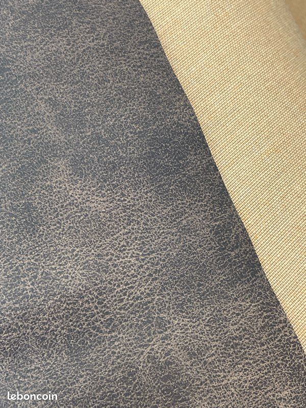 Coupon neuf simili cuir, art créatif couture 🧵sets de table .. (image 2)