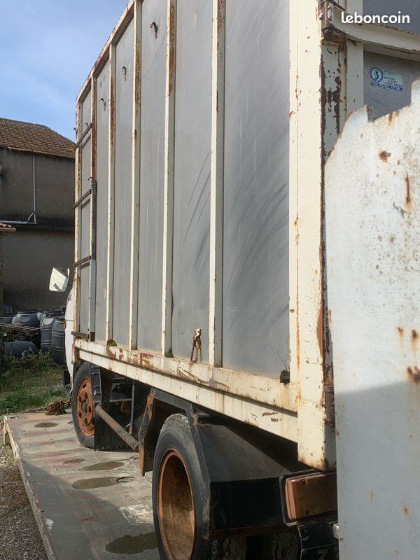Toyota dyna (image 2)