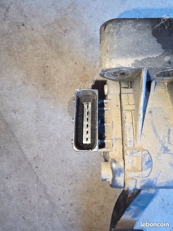 Pédale potentiomètre accélérateur opel astra h gtc 24427004 (image 2)