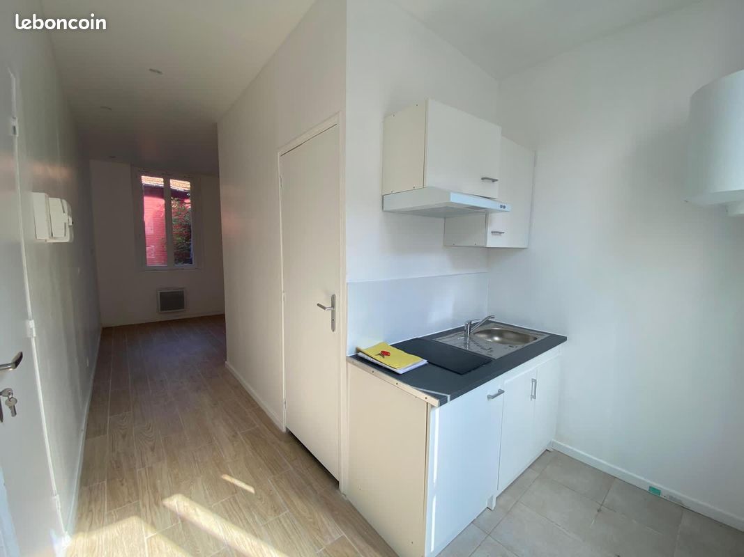 Appartement 2 pièces 20 m² · à Noyon · 20 m² · 450 €/mois