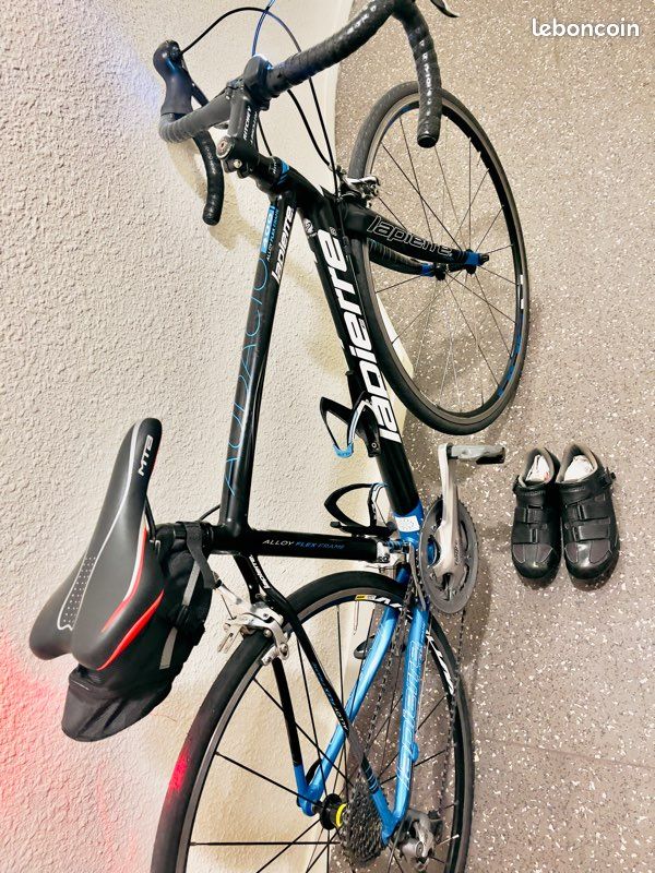Vélo de route Lapierre S + Équipements (image 3)