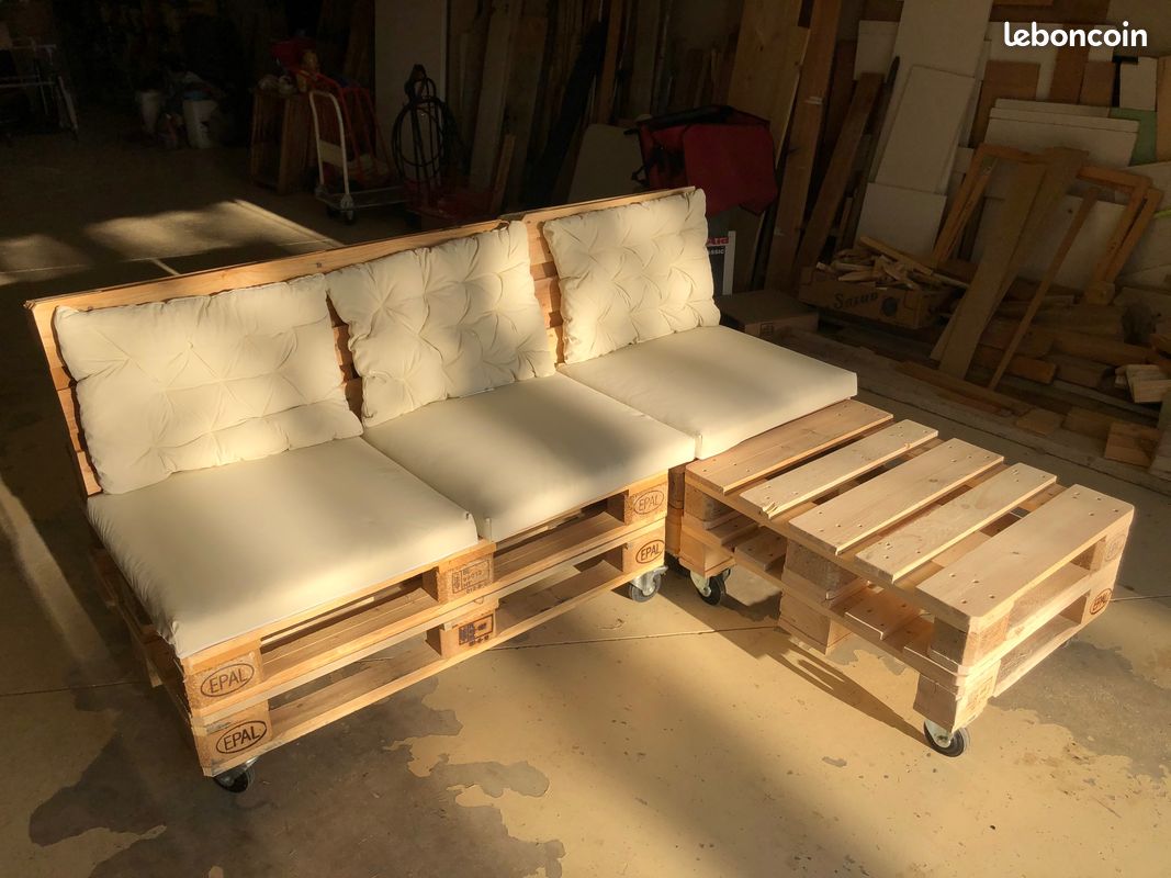 Salon d'extérieur fait-mains à partir de palettes (image 2)