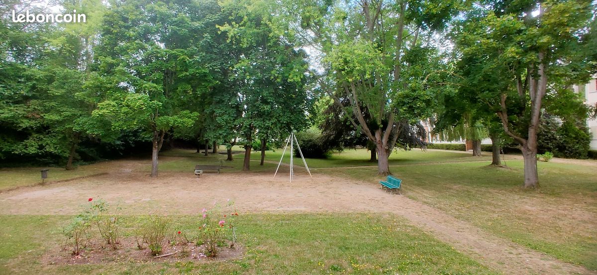 Appartement 3 pièces 56 m² · à L'Étang-la-Ville · 56 m² · 1 150 €