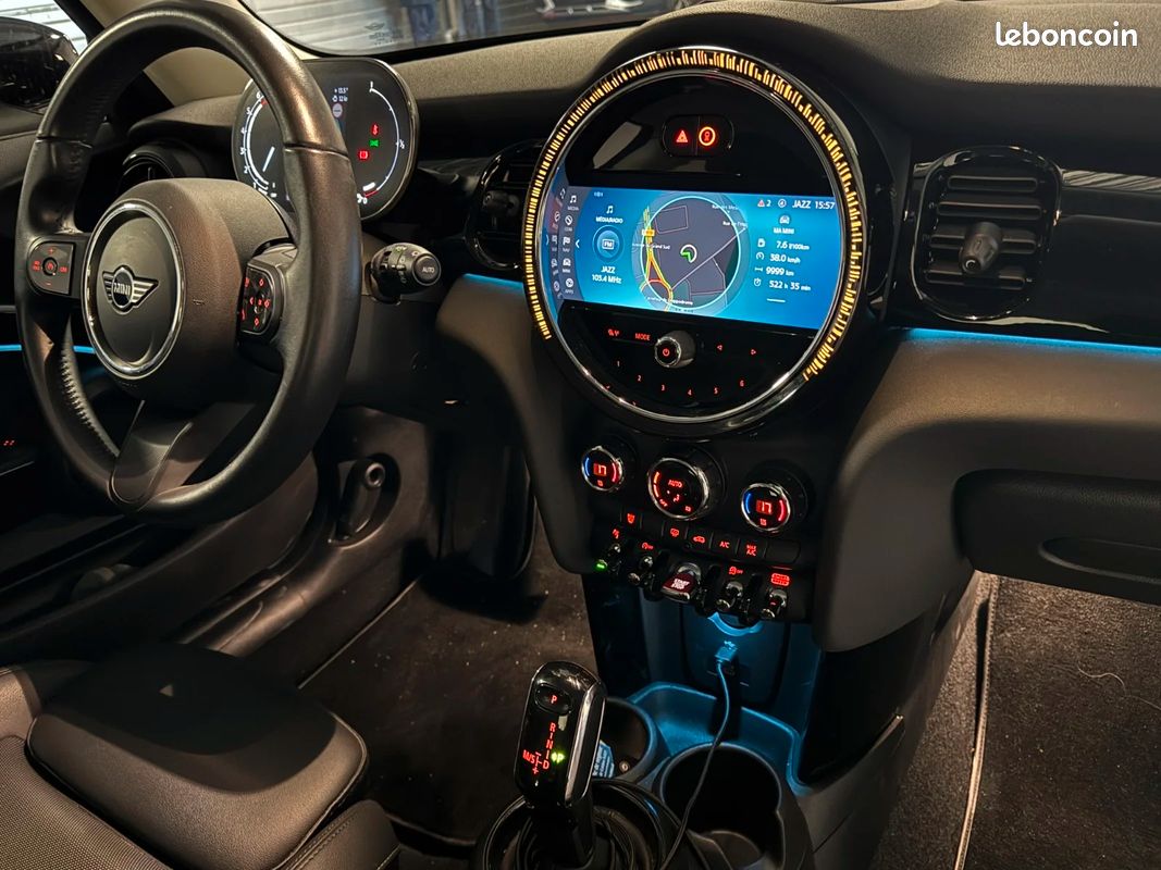 MINI HATCH 3 PORTES F56 LCI II Cooper 136 ch BVA7 Edition Camden (image 19)