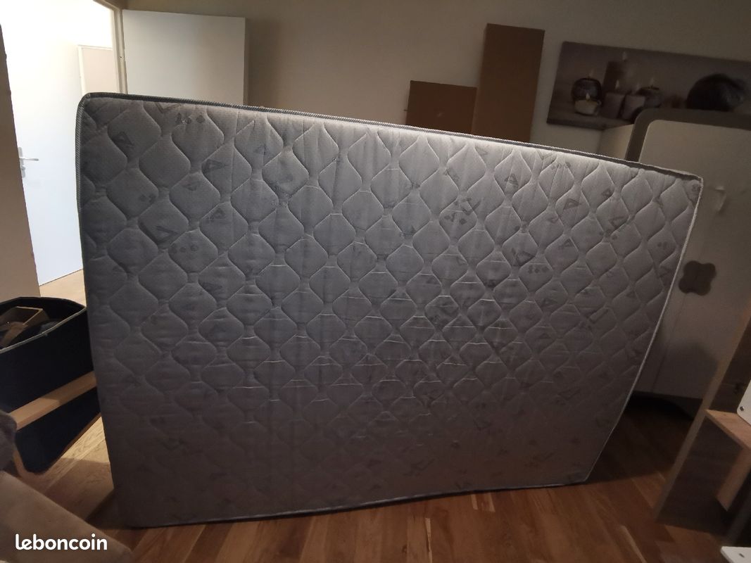 Matelas 140x190 (image 1)