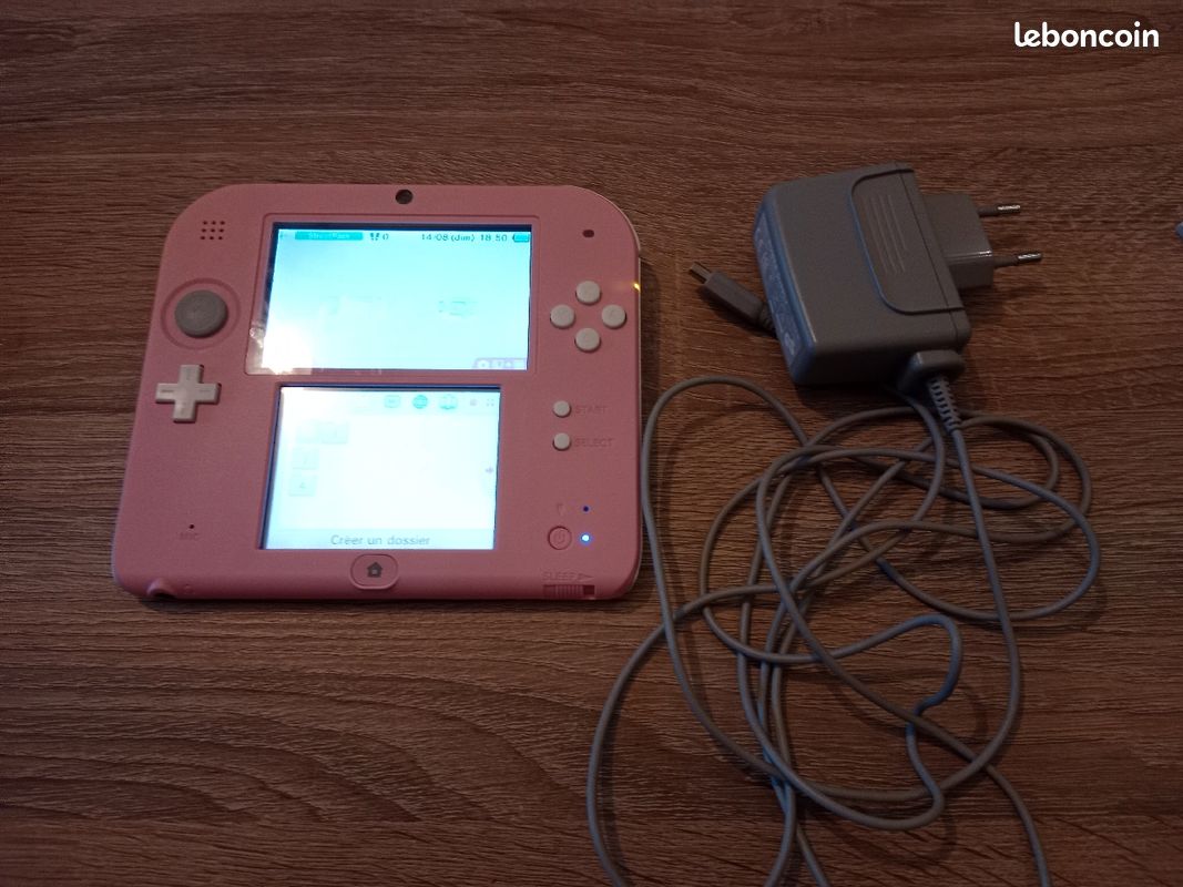 Nintendo 2DS Rose (image 1)