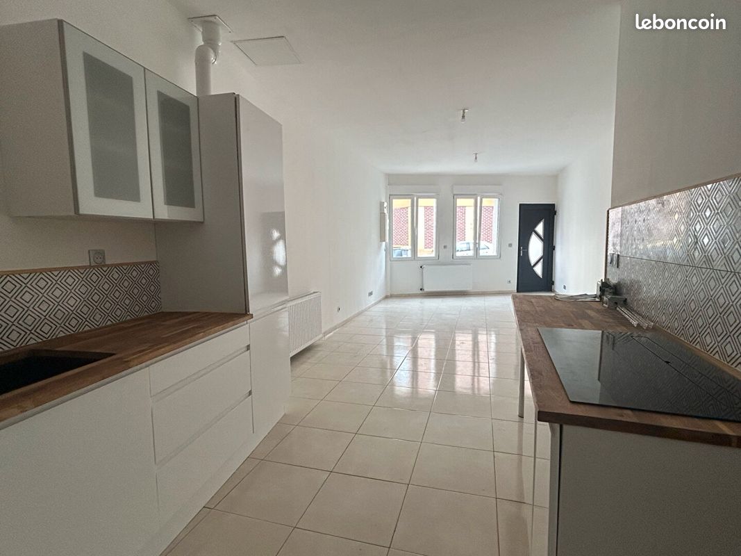 Maison 4 pièces 95 m² · à Saint-Quentin · 95 m² · 770 €/mois