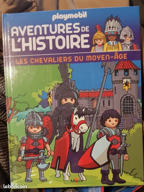 Playmobil. AVENTURES DE L'HISTOIRE. LE CHEVALIER NOIR (image 1)