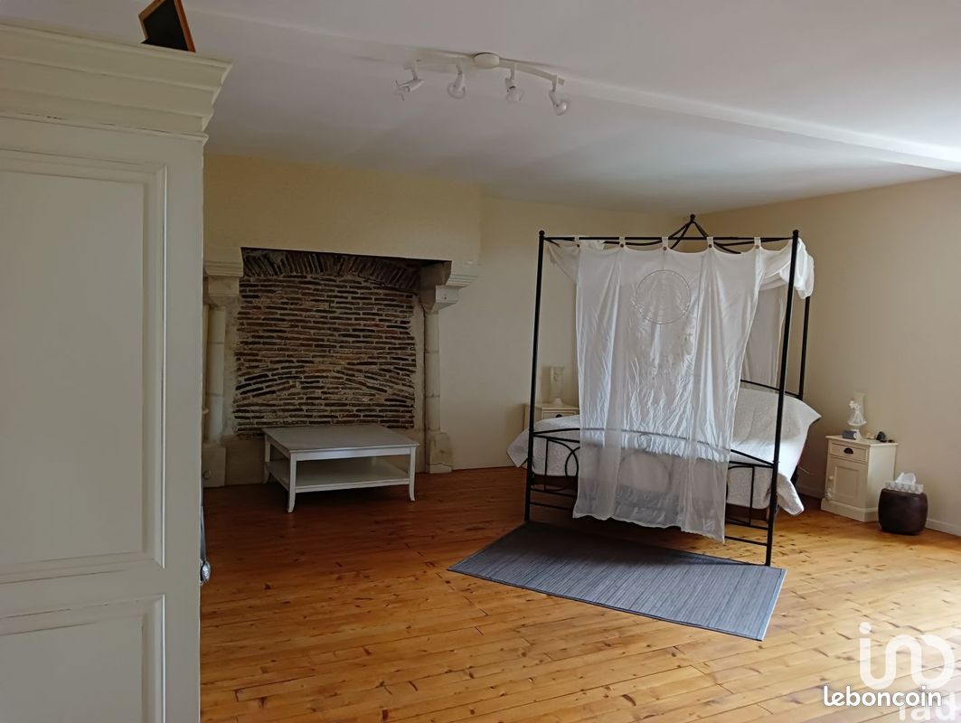 Longère 7 pièces 184 m² - Sainte-Verge 79100 (image principale 18)