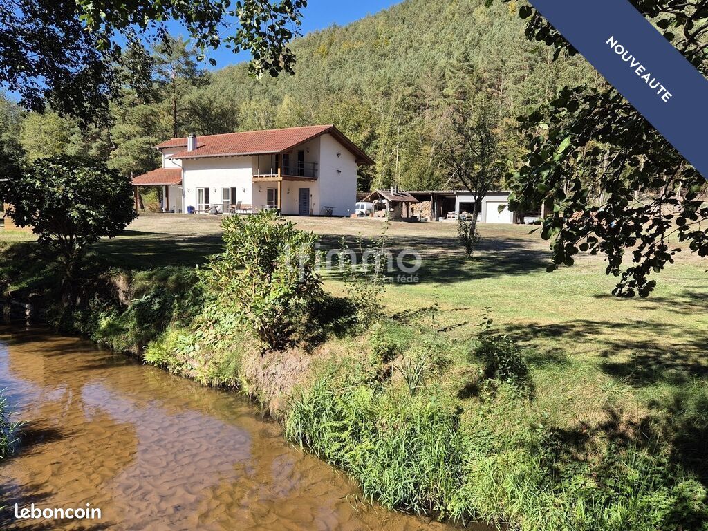 Maison 4 pièces 143 m² · à Philippsbourg · 143 m² · 420 000 €