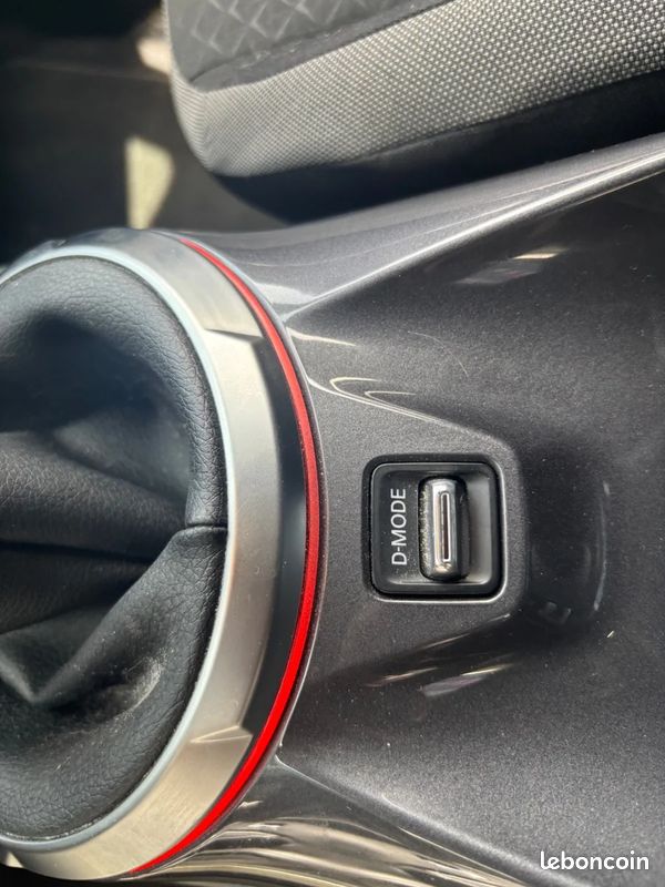 NISSAN JUKE DIG-T 117 N-Connecta (image 39)
