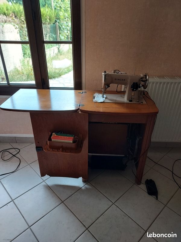 Machine à coudre Singer 191B (image 1)