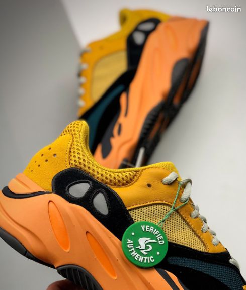 AD Yeezy Boost 700 "Sun" (image 3)