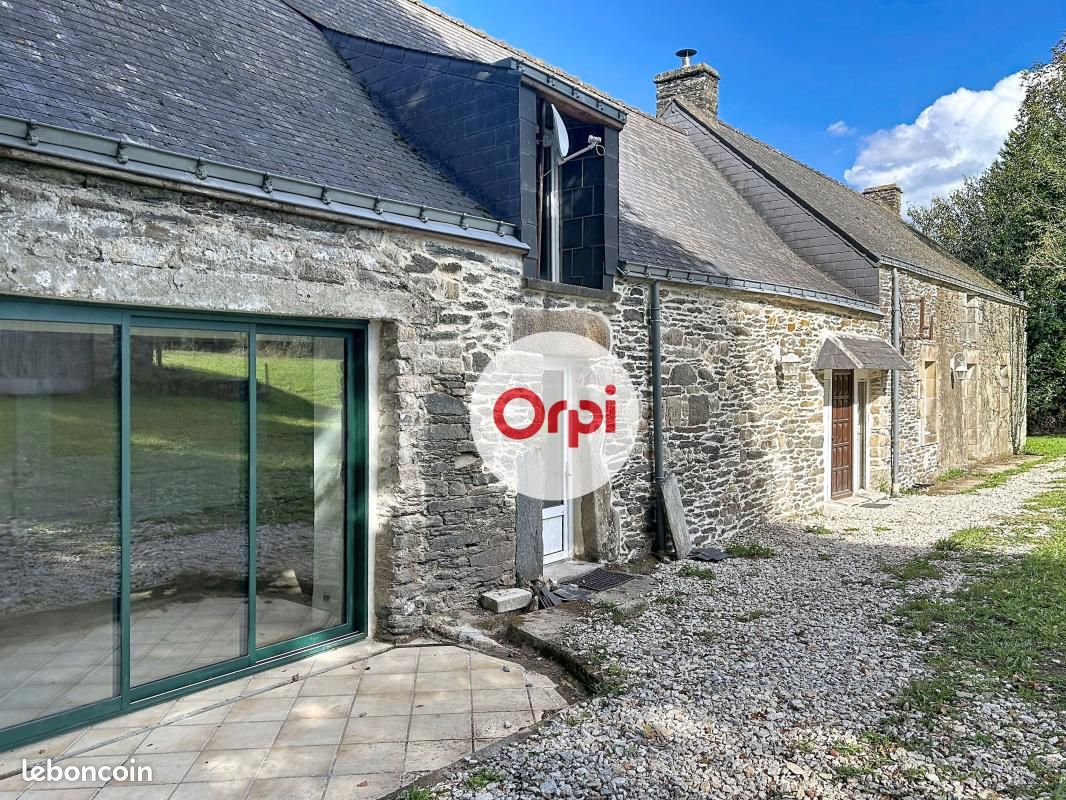 Maison 3 pièces 130 m² · à Molac · 130 m² · 750 €/mois