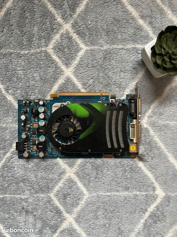 Carte Vidéo NVidia Geforce 9600M - Occasion