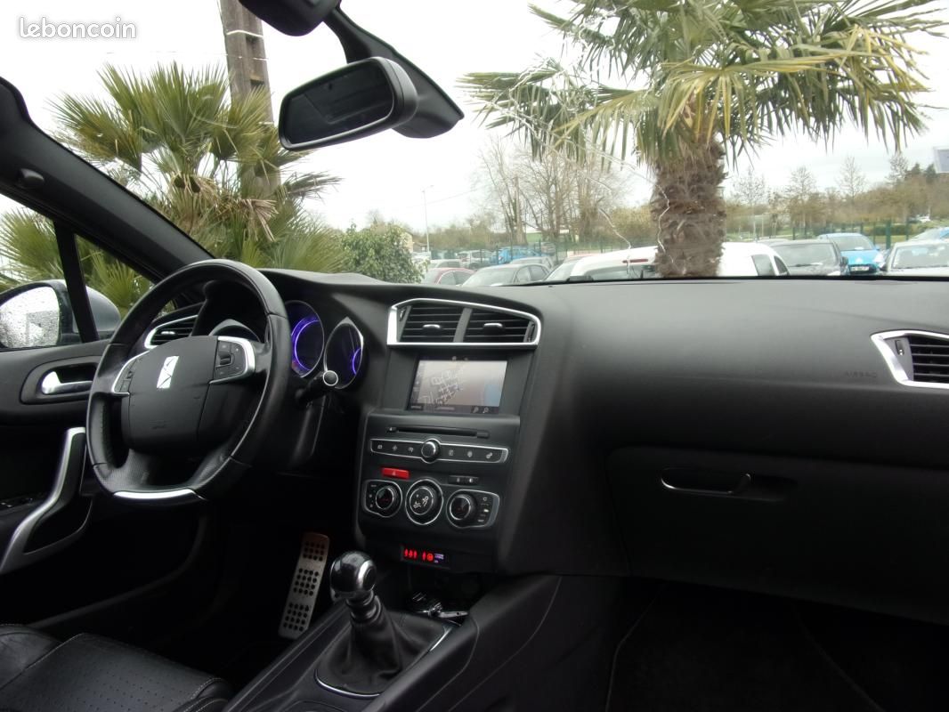 DS 4 BlueHDi 150 S&S BVM6 Sport Chic (image 9)