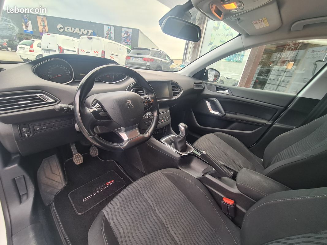 PEUGEOT 308 Affaire 1.6 BLUEHDi 100ch S&S PREMIUM PACK 2 PLACES BVM5 (image 9)