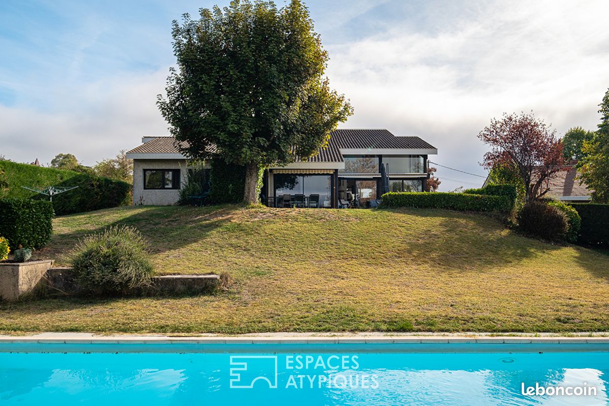 Maison 6 pièces 210 m² · à Meximieux · 210 m² · 649 000 €