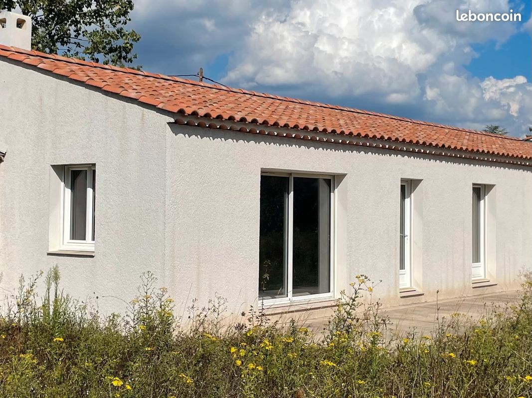 Maison 3 pièces 74 m² · à Nans-les-Pins · 74 m² · 245 000 €