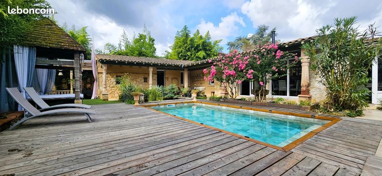 Propriété 4 pièces 126 m²