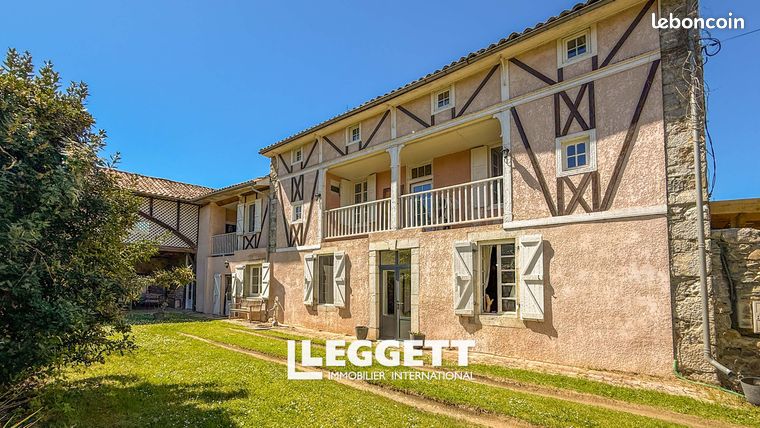 Maison 6 pièces 179 m²