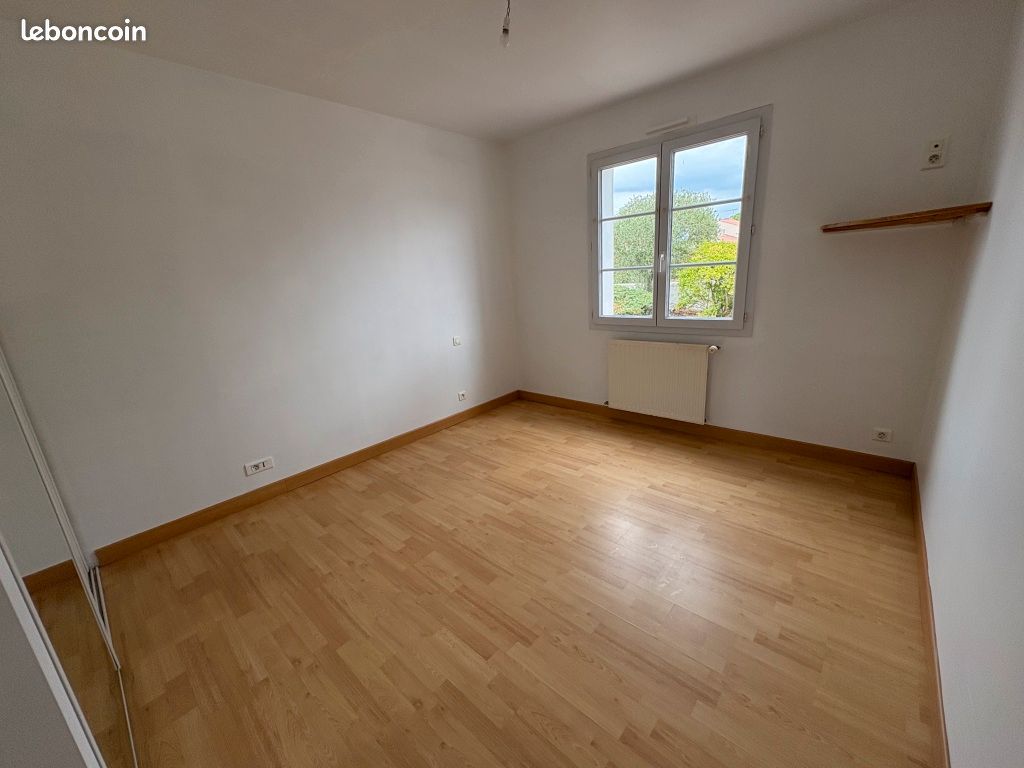 Maison a louer challans - 4 pièce(s) - 102 m2 - Surfyn