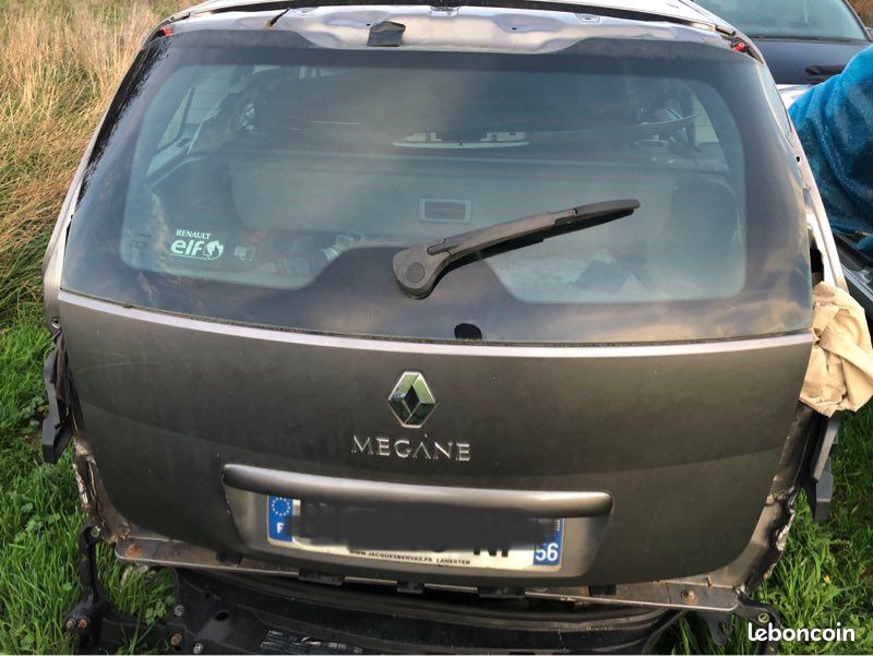 Hayon De Coffre Arrière Pour Renault Mégane 2 (Phase 2) Break - Pièce D'occasion En Bon état