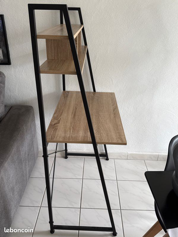 Bureau (image 2)
