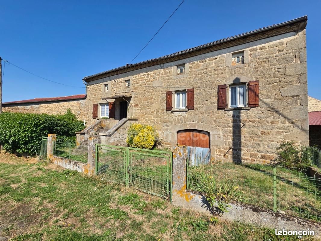 Maison 4 pièces 90 m² · à Isserteaux · 90 m² · 98 000 €
