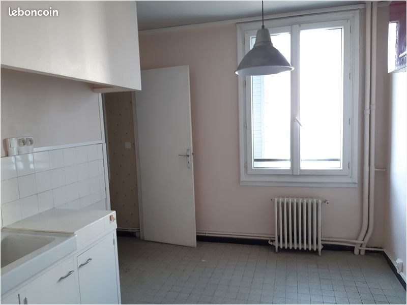 Appartement 4 pièces 84 m² · à Alès · 84 m² · 692 €