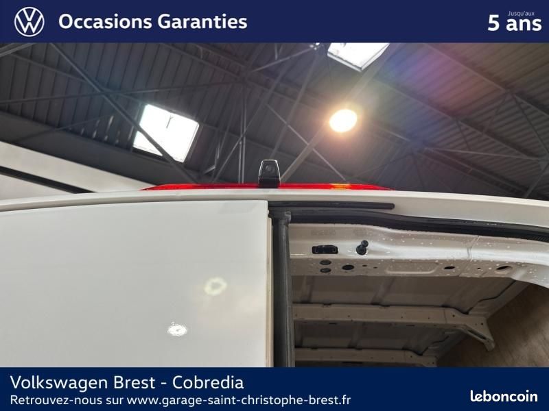 Volkswagen Crafter Fg 30 L3H3 2.0 TDI 140ch Business Traction (image 23)