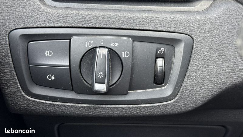 Bmw X1 (F48) SDRIVE18DA 150CH XLINE (image 15)