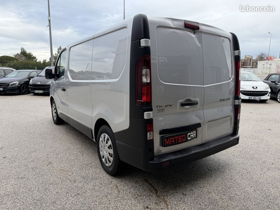 Renault TRAFIC III FG L1H1 1000 1.6 DCI 140CH GRAND CONFORT (image 3)